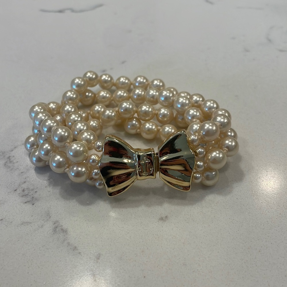 Kiel James Patrick Pearl Bow Bracelet